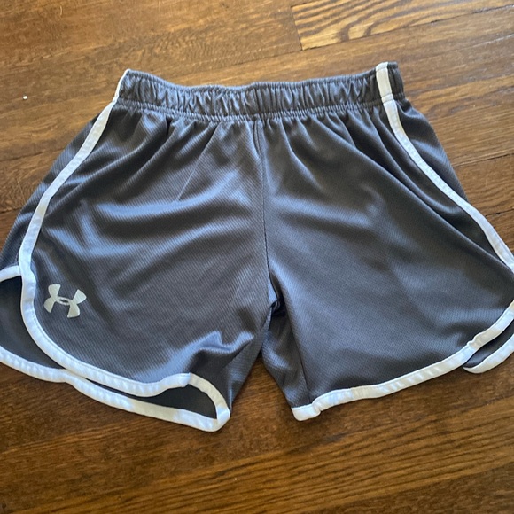 Under Armour shorts - Picture 1 of 2